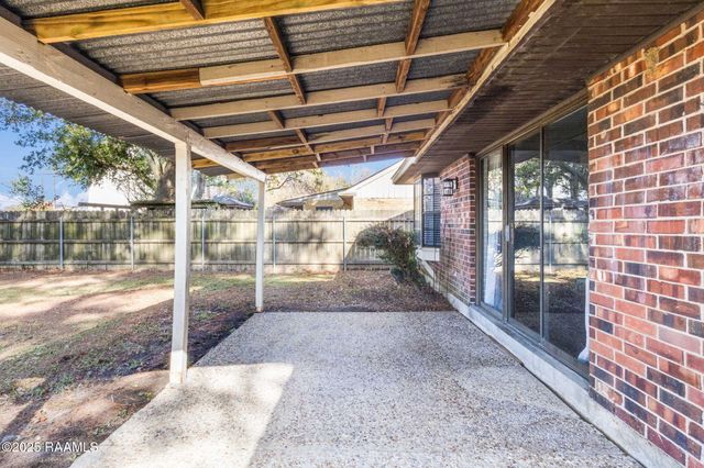 103 Pinion Circle, Lafayette, LA 70508