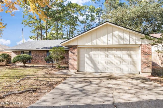103 Pinion Circle, Lafayette, LA 70508