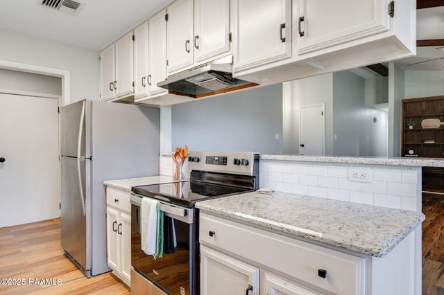 103 Pinion Circle, Lafayette, LA 70508