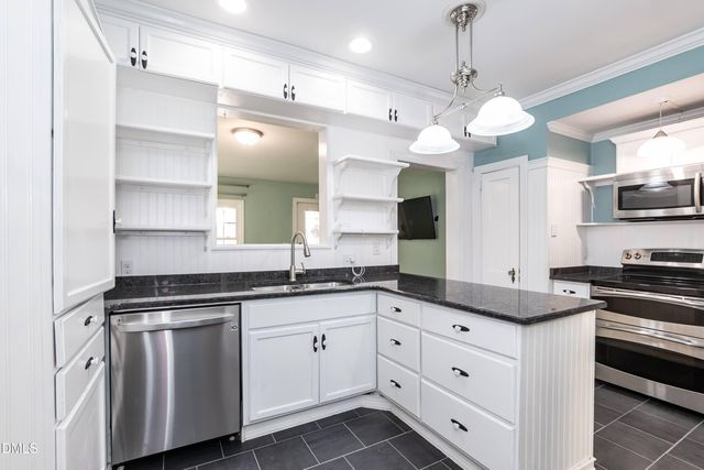 315 S Main Street, Broadway, NC 27505