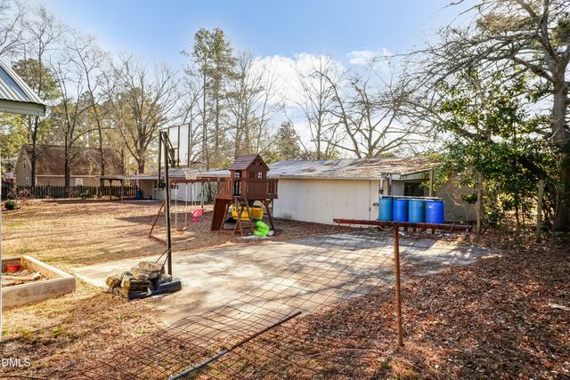 315 S Main Street, Broadway, NC 27505