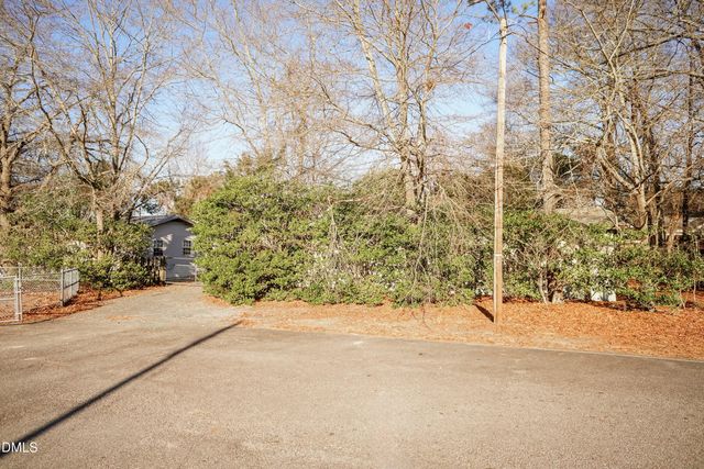 315 S Main Street, Broadway, NC 27505