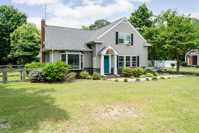 315 S Main Street, Broadway, NC 27505
