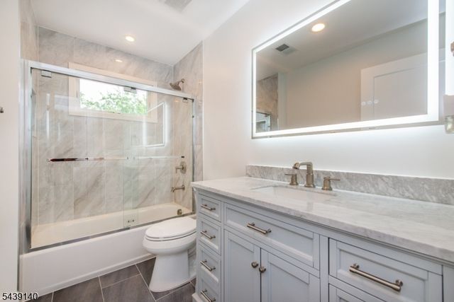 90 Ludlow Rd, Parsippany-troy Hills Twp., NJ 07054
