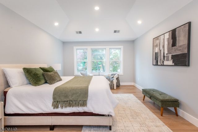90 Ludlow Rd, Parsippany-troy Hills Twp., NJ 07054