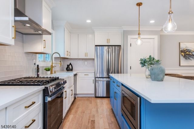90 Ludlow Rd, Parsippany-troy Hills Twp., NJ 07054