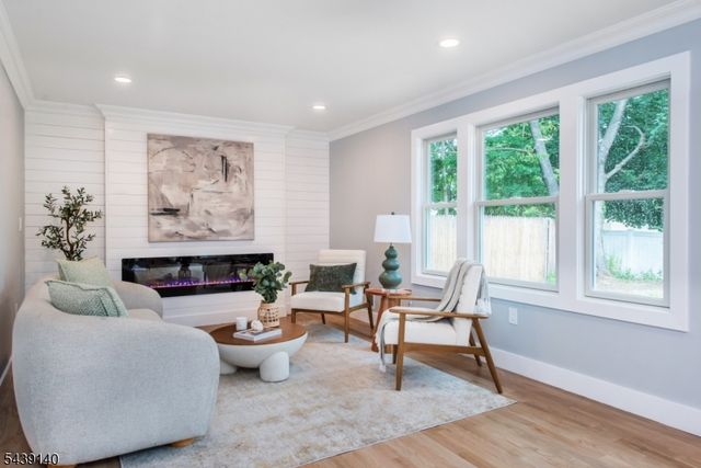90 Ludlow Rd, Parsippany-troy Hills Twp., NJ 07054