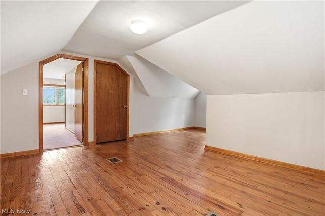 8977 Cedar Road, Chesterland, OH 44026