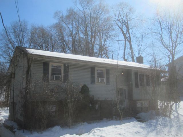 246 Skyline Drive, Highland Mills, NY 10930