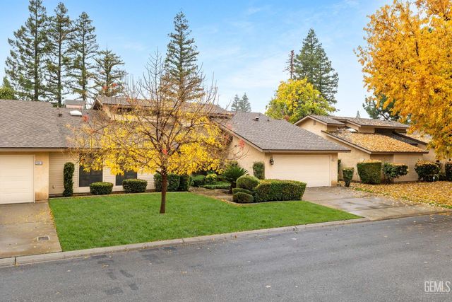 2200 El Portal Drive 14, Bakersfield, CA 93309