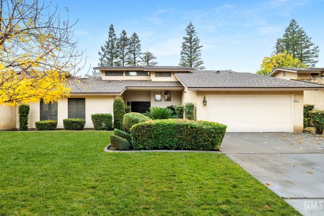 2200 El Portal Drive 14, Bakersfield, CA 93309