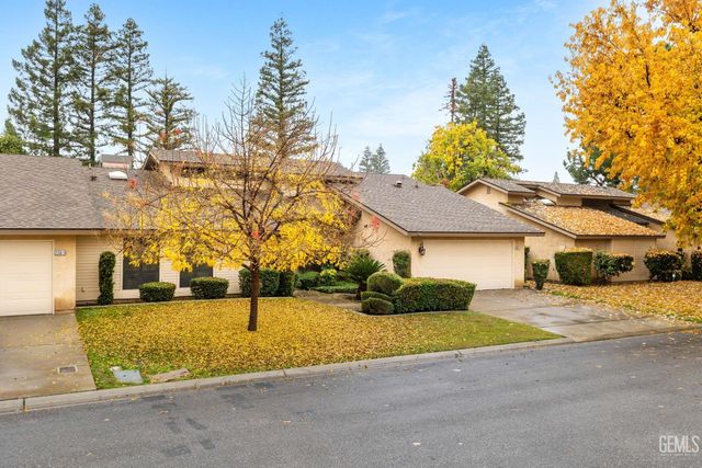 2200 El Portal Drive 14, Bakersfield, CA 93309