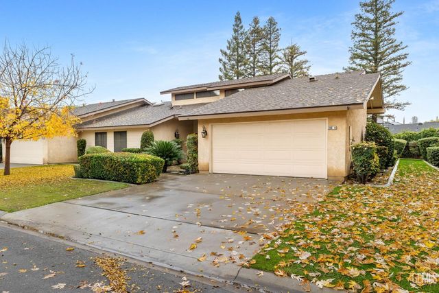 2200 El Portal Drive 14, Bakersfield, CA 93309