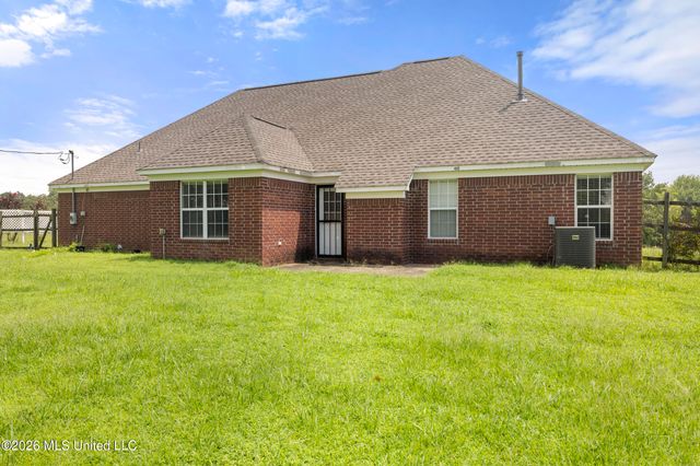 1459 N Red Banks Road, Red Banks, MS 38661