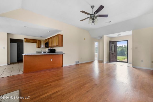 1459 N Red Banks Road, Red Banks, MS 38661
