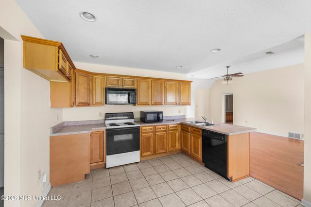 1459 N Red Banks Road, Red Banks, MS 38661