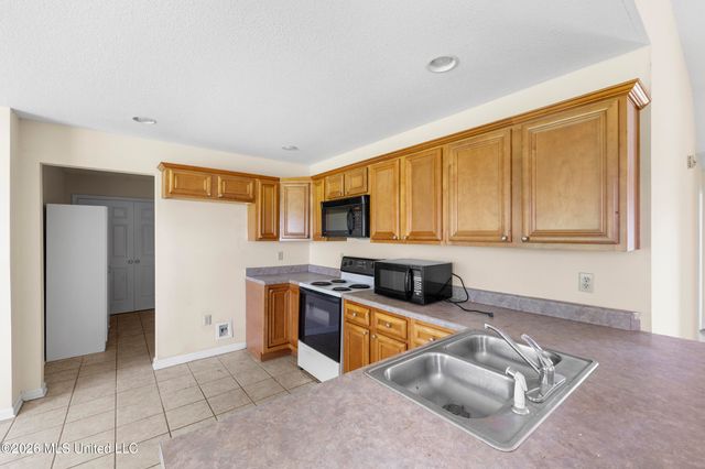 1459 N Red Banks Road, Red Banks, MS 38661