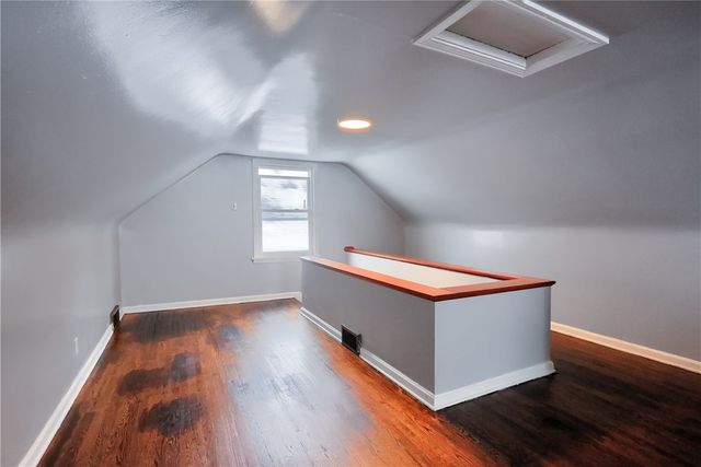 1704 Audley Ave, New Castle, PA 16105