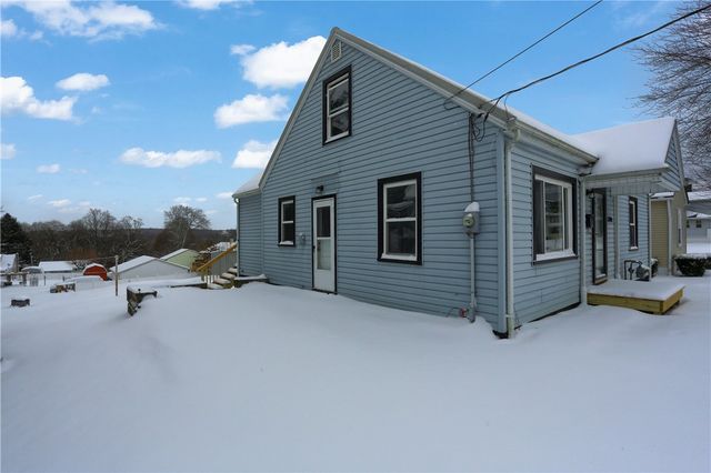 1704 Audley Ave, New Castle, PA 16105