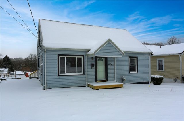 1704 Audley Ave, New Castle, PA 16105