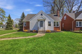 137 Columbia Parkway, West Seneca, NY 14224