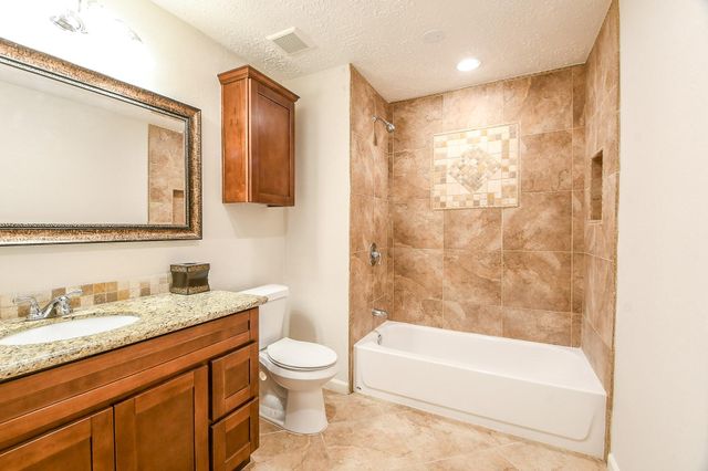 11911 Fallbrook Drive, Houston, TX 77065