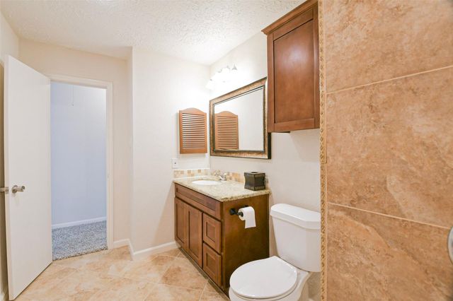 11911 Fallbrook Drive, Houston, TX 77065