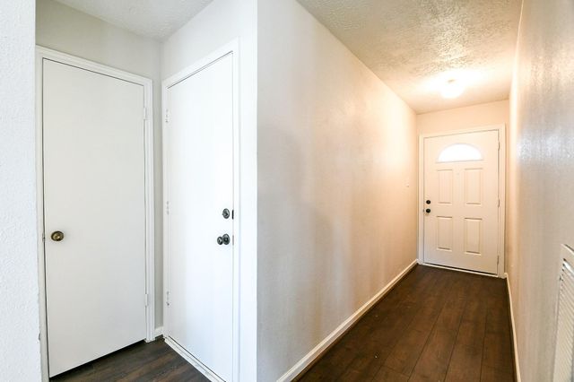 11911 Fallbrook Drive, Houston, TX 77065