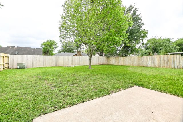 11911 Fallbrook Drive, Houston, TX 77065