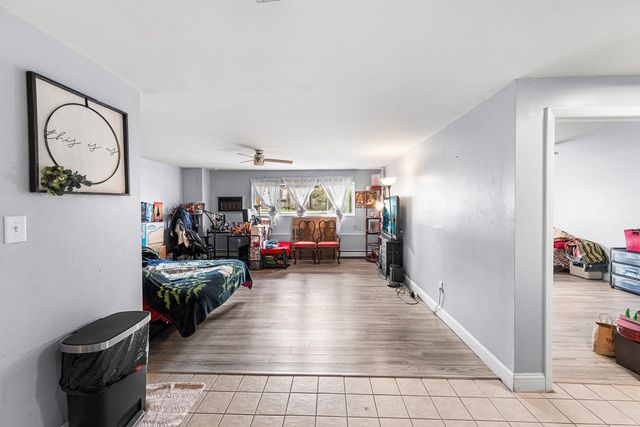 347 Pawtucket Blvd 3, Lowell, MA 01854