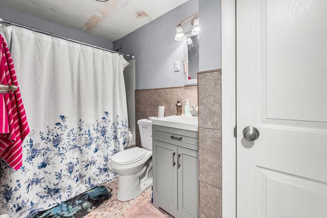 347 Pawtucket Blvd 3, Lowell, MA 01854