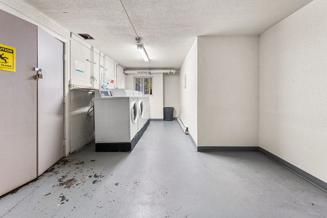 347 Pawtucket Blvd 3, Lowell, MA 01854