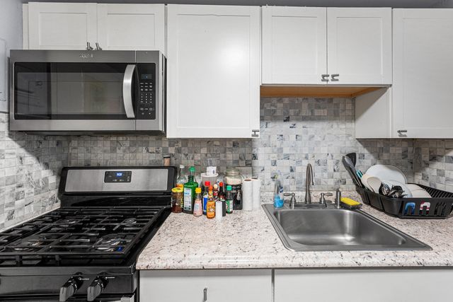 347 Pawtucket Blvd 3, Lowell, MA 01854