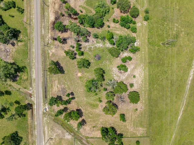 6593 Atakapan Trail, Bedias, TX 77831