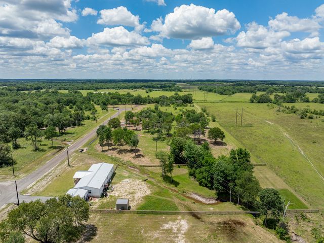 6593 Atakapan Trail, Bedias, TX 77831