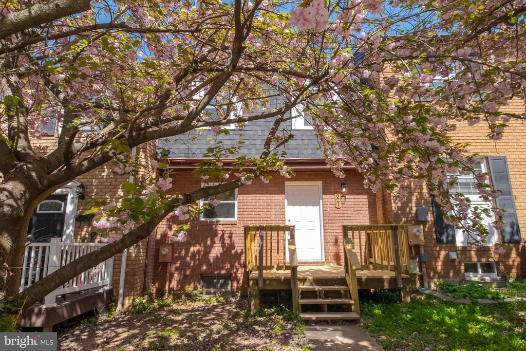 27 CORNBURY CT, Owings Mills, MD 21117