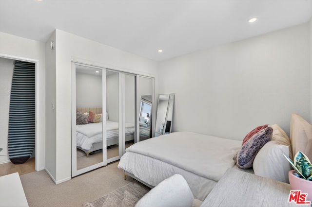 9313 National Boulevard 204, Los Angeles, CA 90034