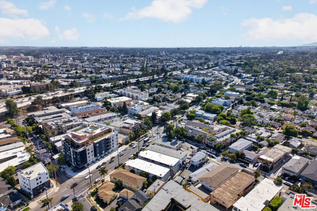 9313 National Boulevard 204, Los Angeles, CA 90034