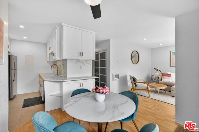 9313 National Boulevard 204, Los Angeles, CA 90034