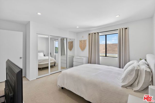 9313 National Boulevard 204, Los Angeles, CA 90034
