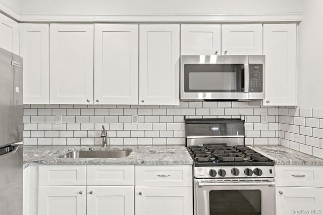 70 West Street B11, Harrison, NY 10528