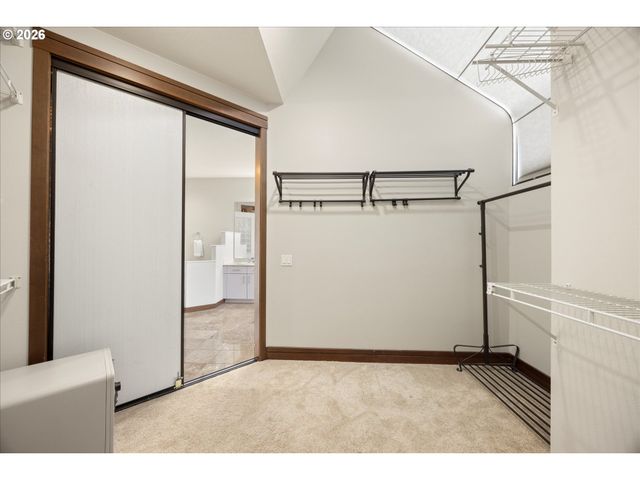 11220 Nw RIDGE Rd, Portland, OR 97229