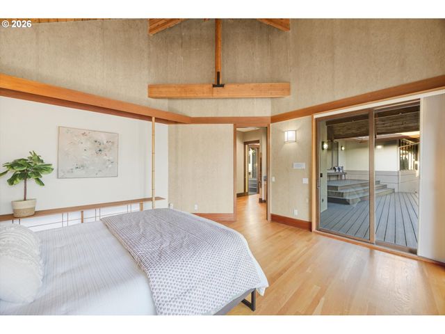 11220 Nw RIDGE Rd, Portland, OR 97229