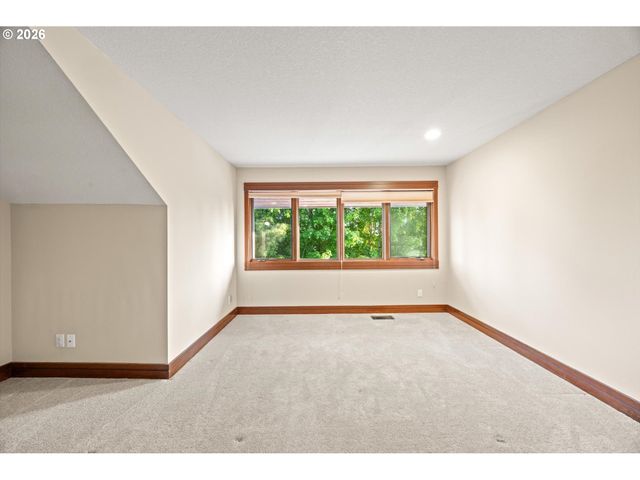 11220 Nw RIDGE Rd, Portland, OR 97229