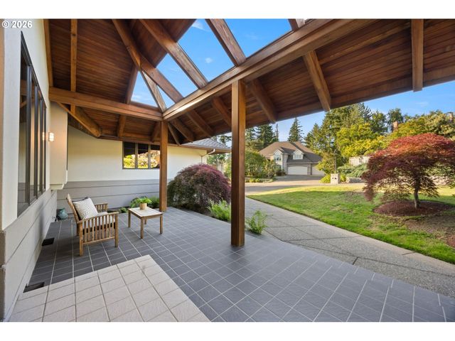 11220 Nw RIDGE Rd, Portland, OR 97229