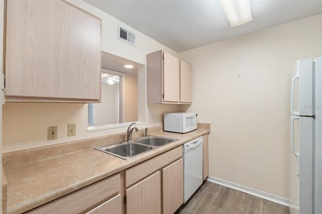 2360 SW ARCHER ROAD 706, Gainesville, FL 32608