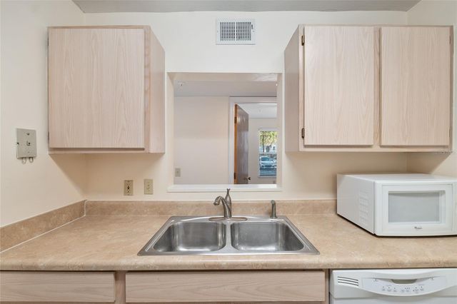 2360 SW ARCHER ROAD 706, Gainesville, FL 32608
