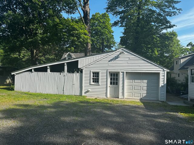 22 Under Mountain Road, Salisbury, CT 06068