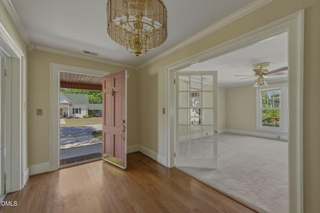 329 S Barbour Street, Clayton, NC 27520