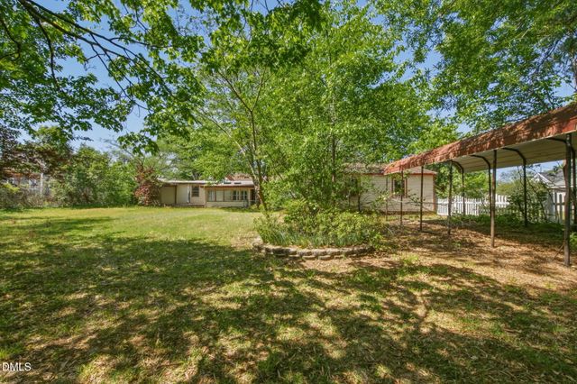 329 S Barbour Street, Clayton, NC 27520